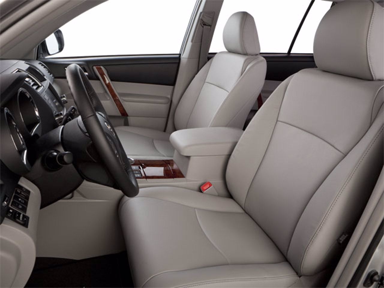 2013 Toyota Highlander FWD 4dr I4 (Natl)