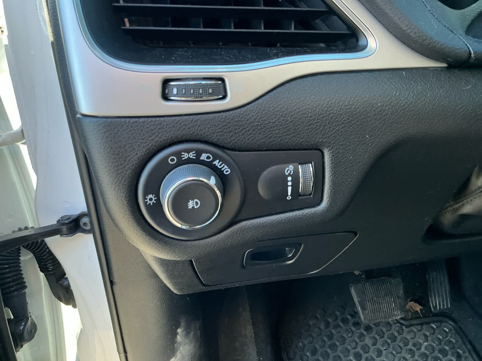 2022 Jeep Cherokee X 4x4