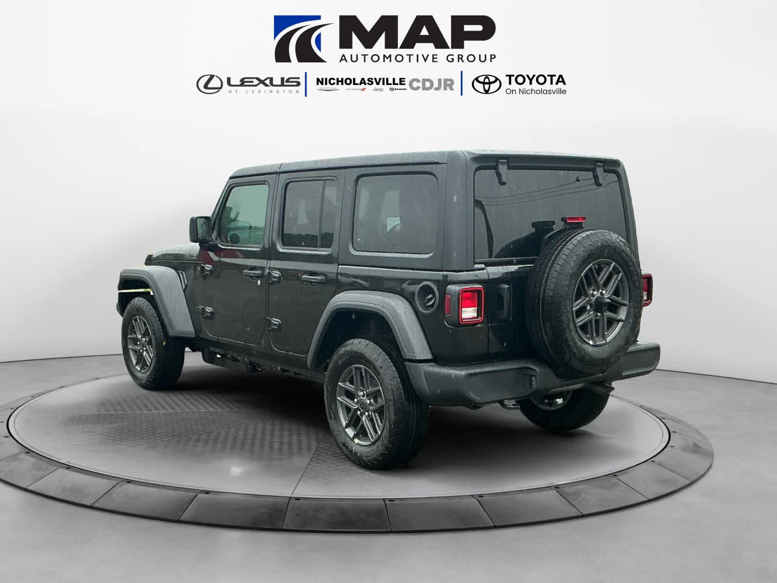 2026 Jeep Wrangler 4-Door Sport RHD 4x4
