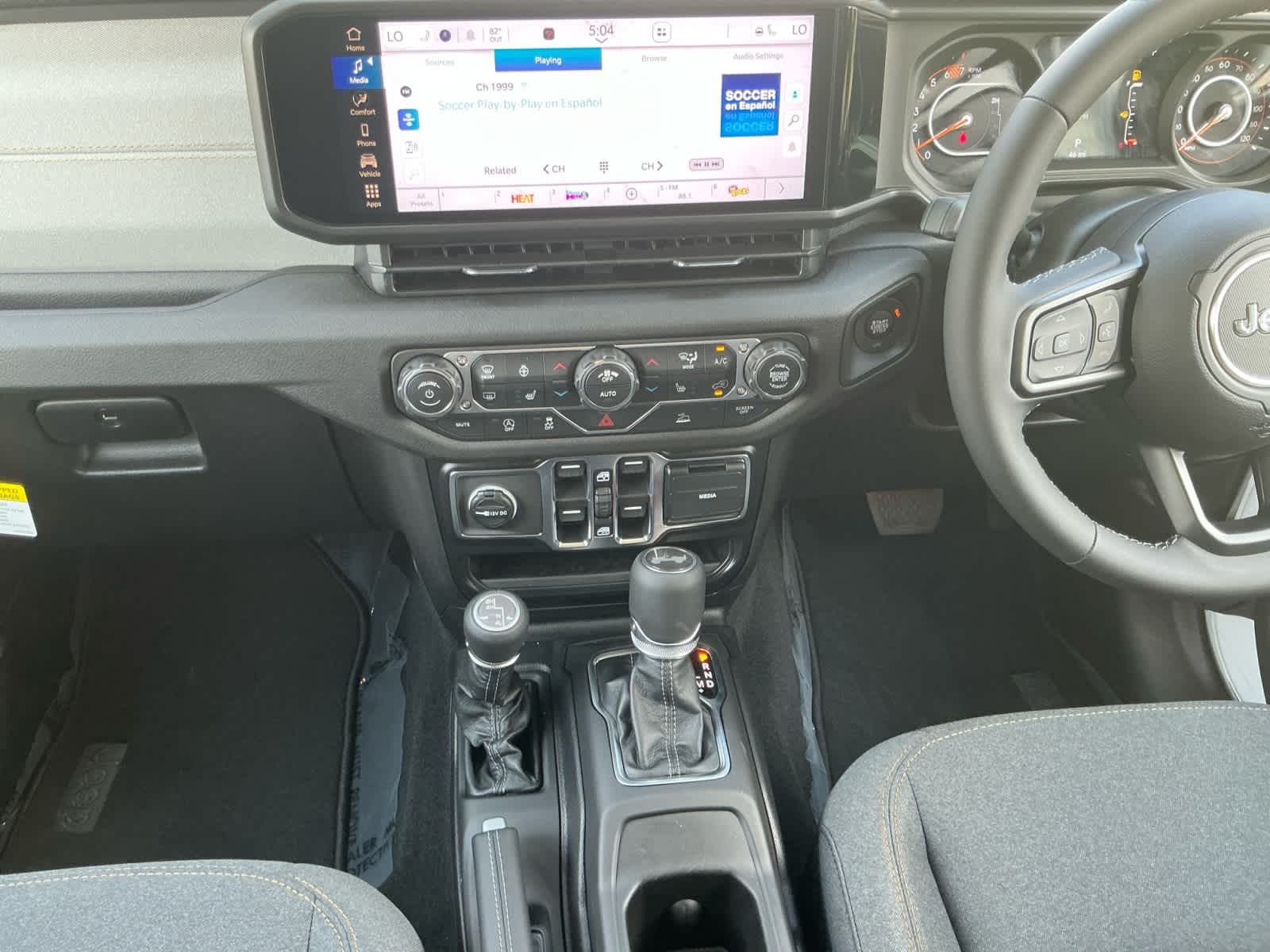 2026 Jeep Wrangler 4-Door Sport RHD 4x4