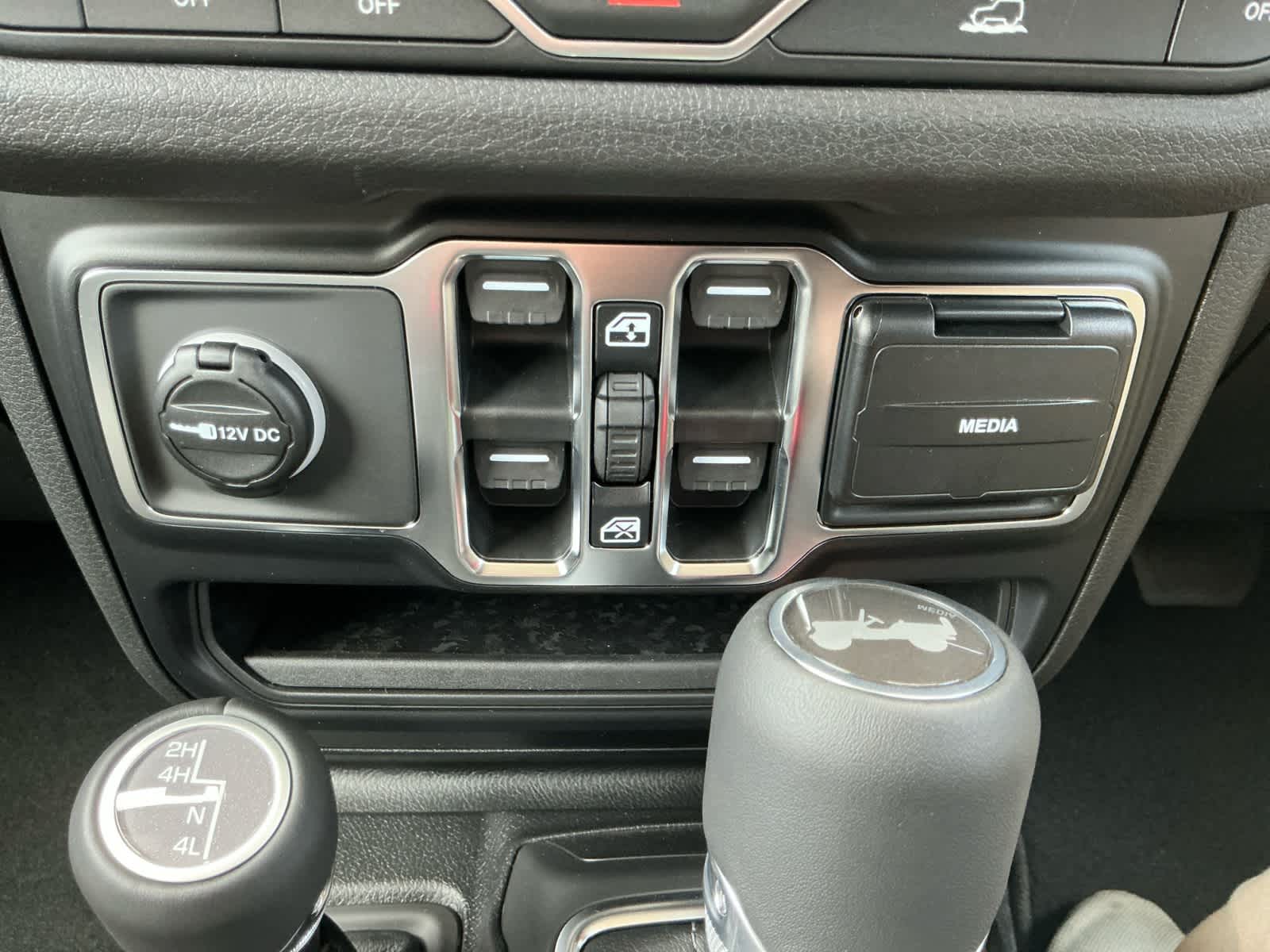2026 Jeep Wrangler 4-Door Sport RHD 4x4