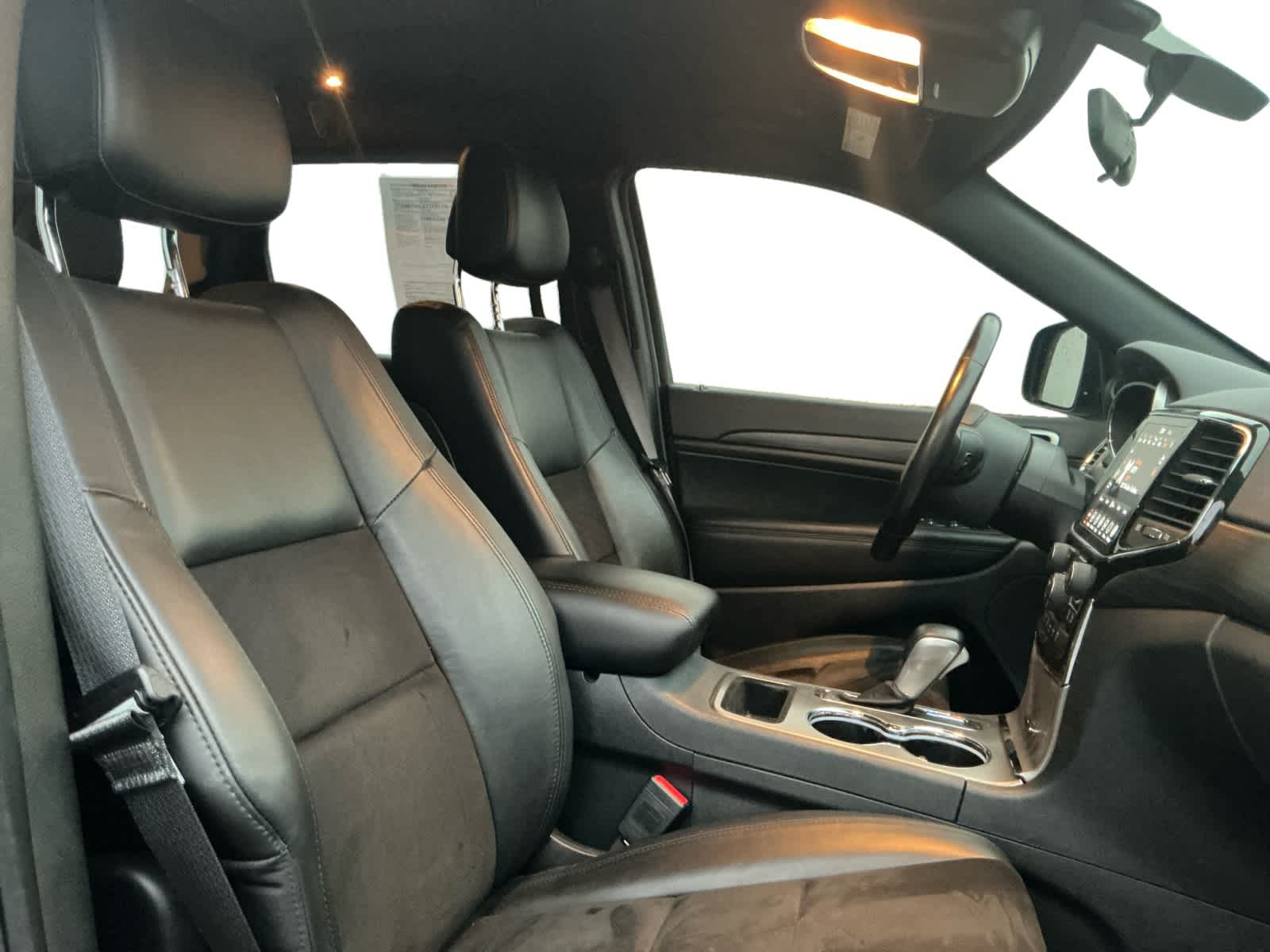 2021 Jeep Grand Cherokee Laredo X 4x4