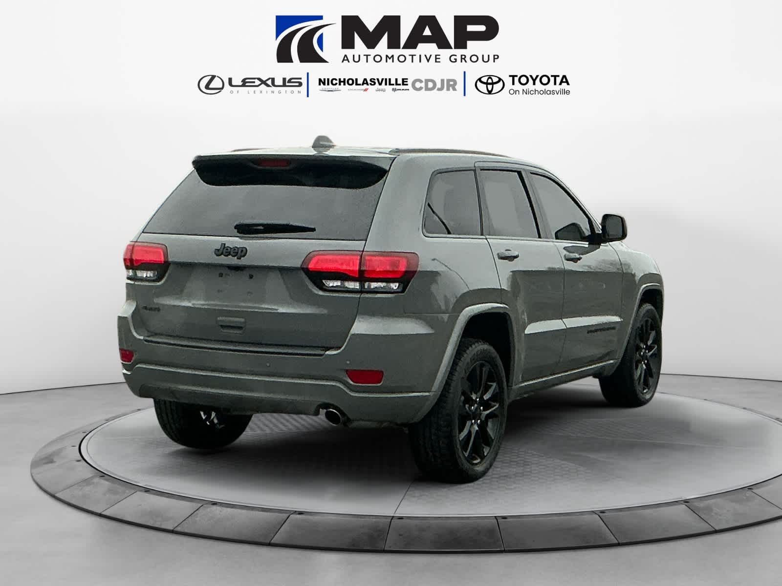 2021 Jeep Grand Cherokee Laredo X 4x4