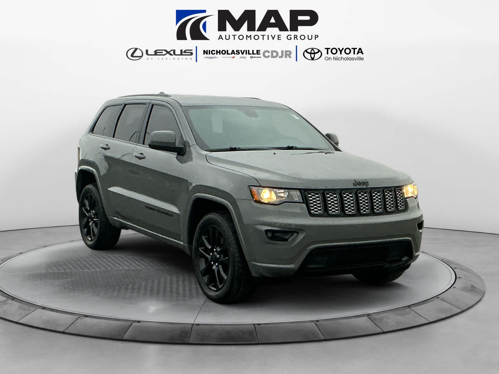 2021 Jeep Grand Cherokee Laredo X 4x4