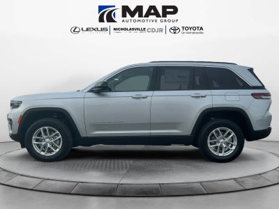 2025 Jeep Grand Cherokee GRAND CHEROKEE LAREDO X 4X4