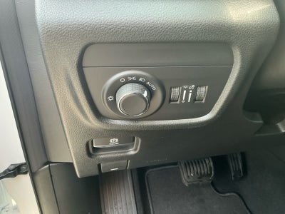 2025 Jeep Grand Cherokee GRAND CHEROKEE LAREDO 4X4