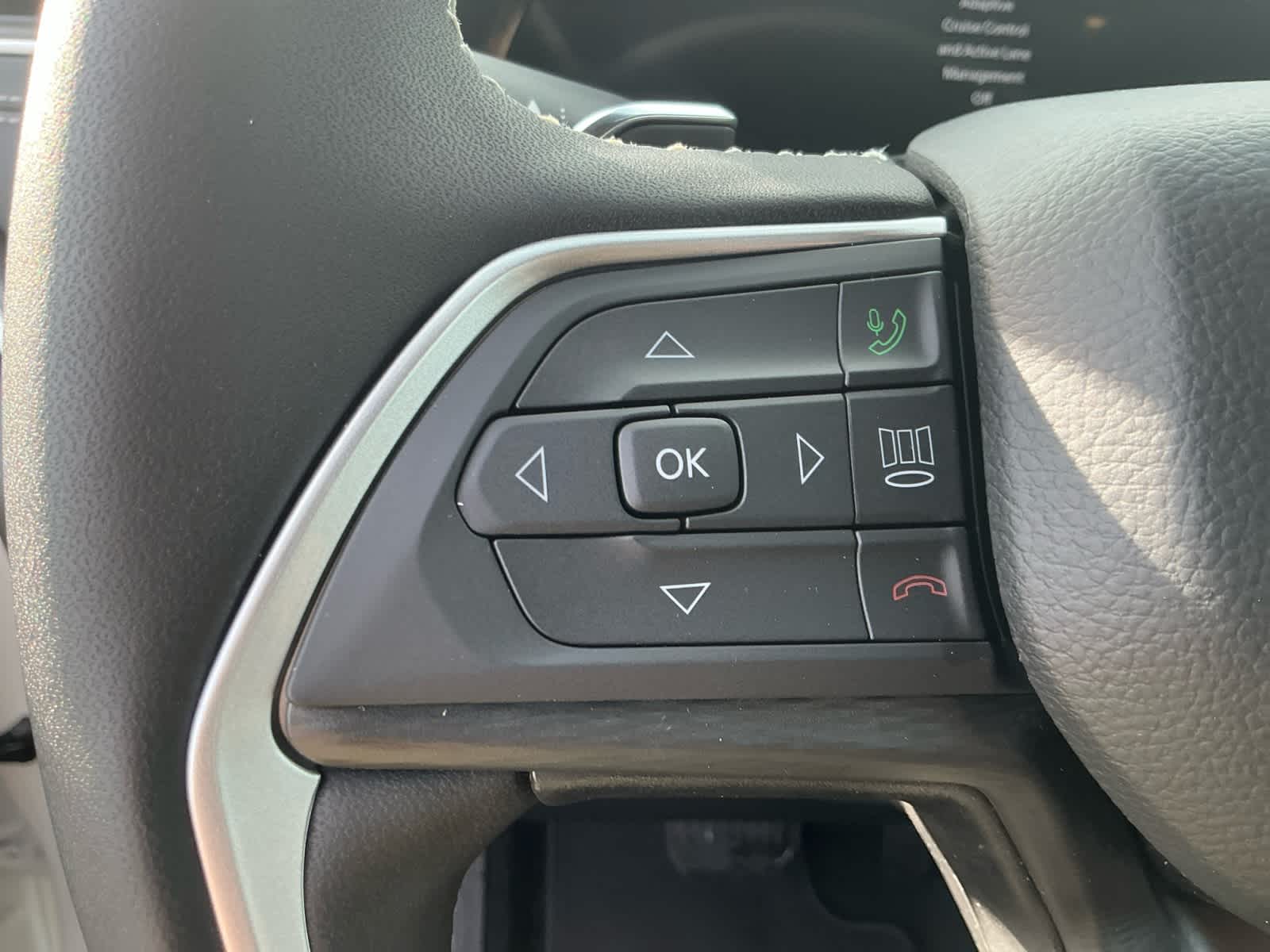 2025 Jeep Grand Cherokee GRAND CHEROKEE LAREDO 4X4