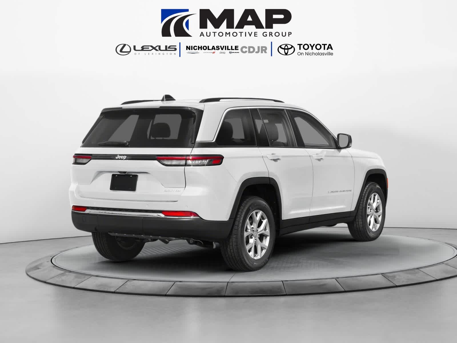 2025 Jeep Grand Cherokee GRAND CHEROKEE LAREDO X 4X4