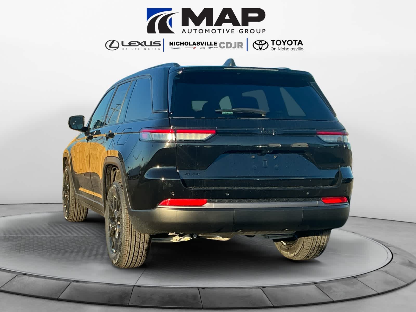 2026 Jeep Grand Cherokee GRAND CHEROKEE ALTITUDE 4X4