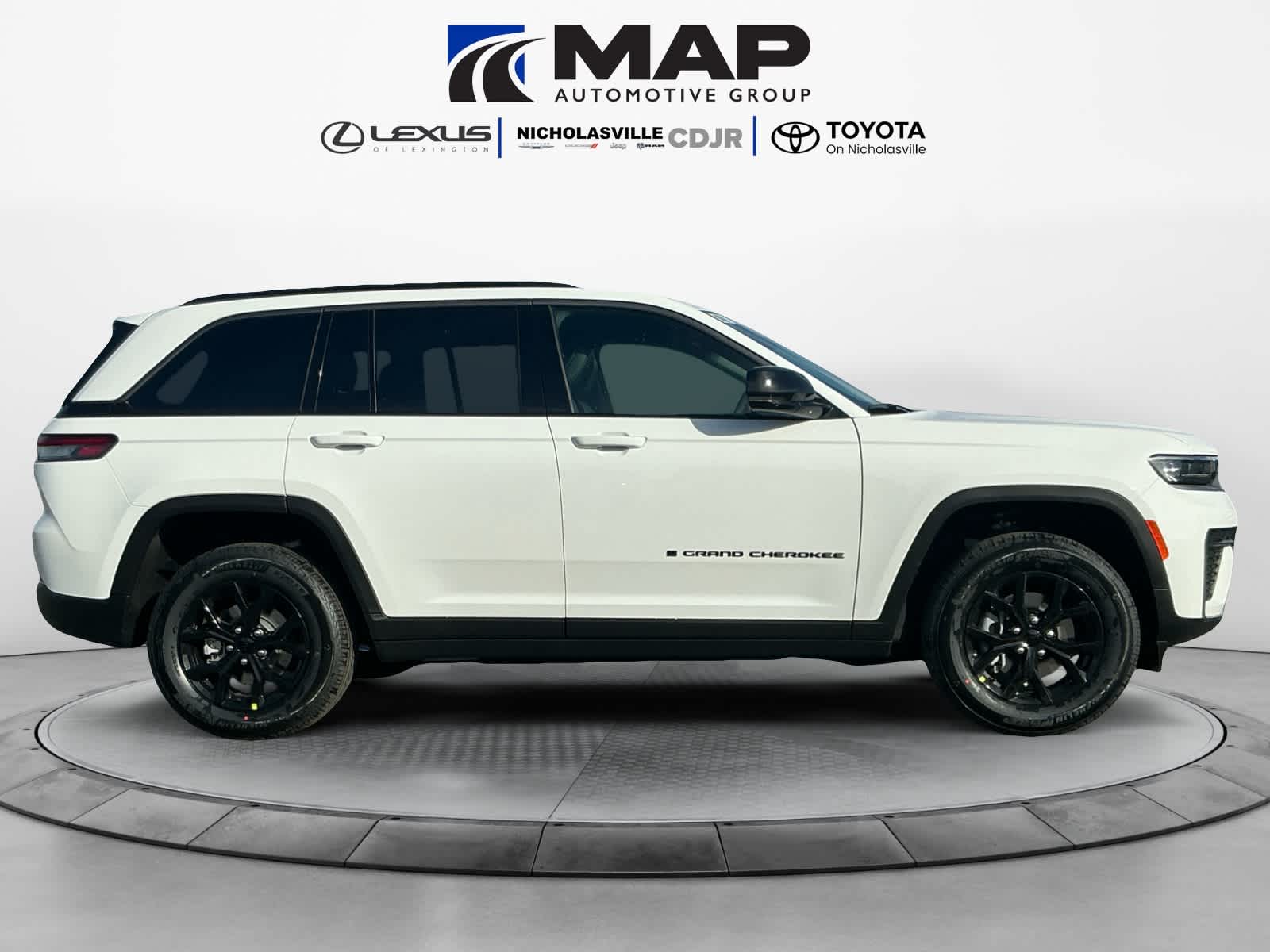 2026 Jeep Grand Cherokee GRAND CHEROKEE ALTITUDE 4X4