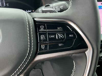 2025 Jeep Grand Cherokee GRAND CHEROKEE OVERLAND 4X4