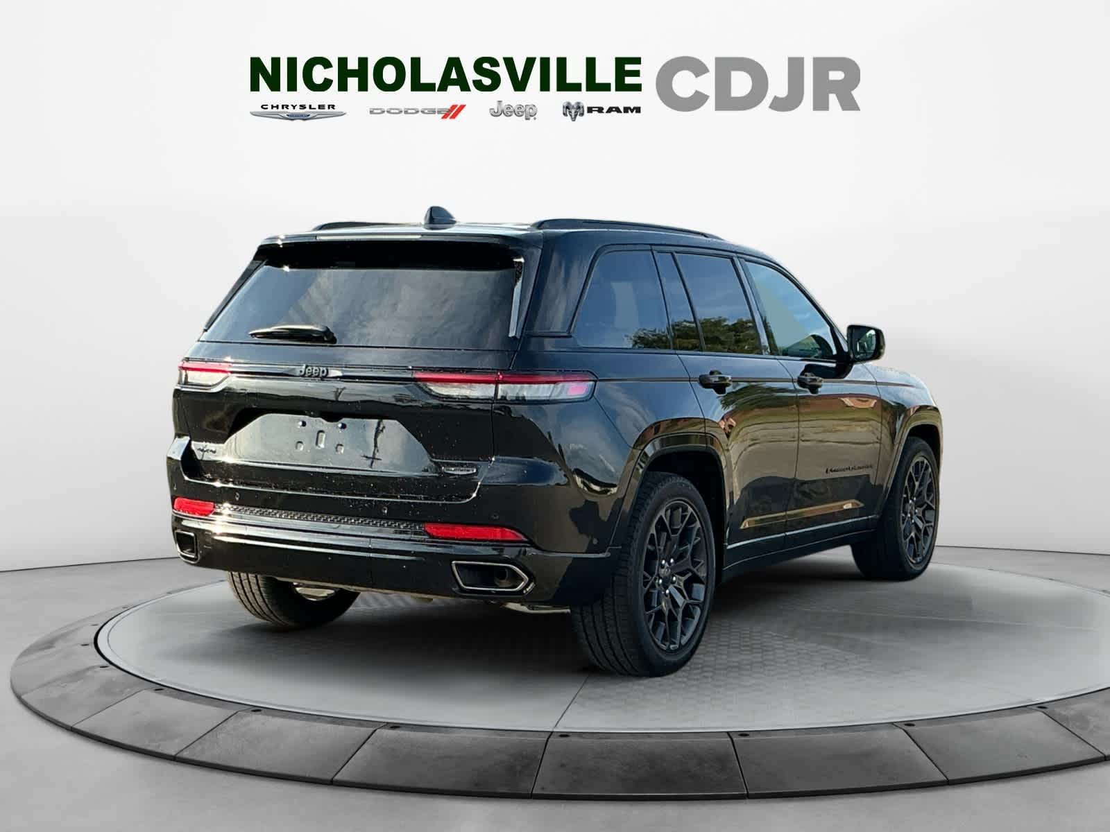 2025 Jeep Grand Cherokee Summit 4x4