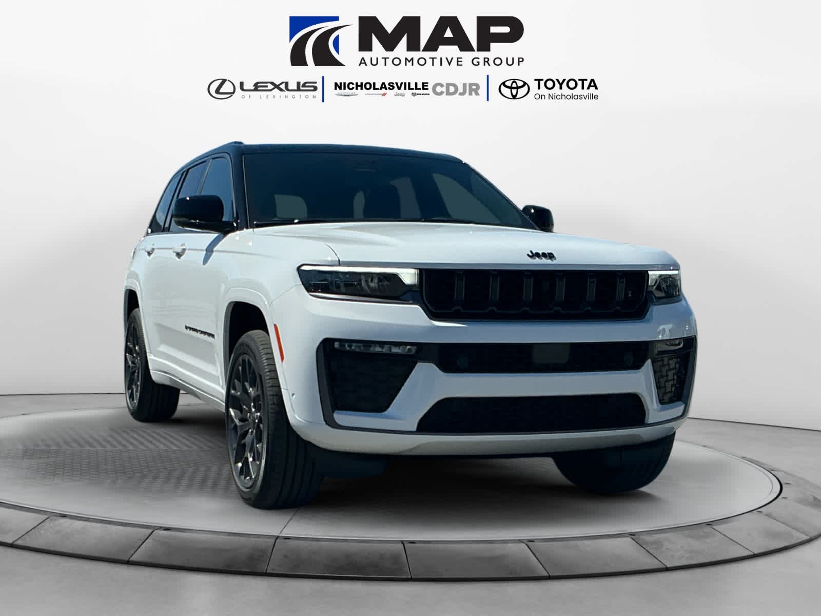 2026 Jeep Grand Cherokee GRAND CHEROKEE SUMMIT 4X4