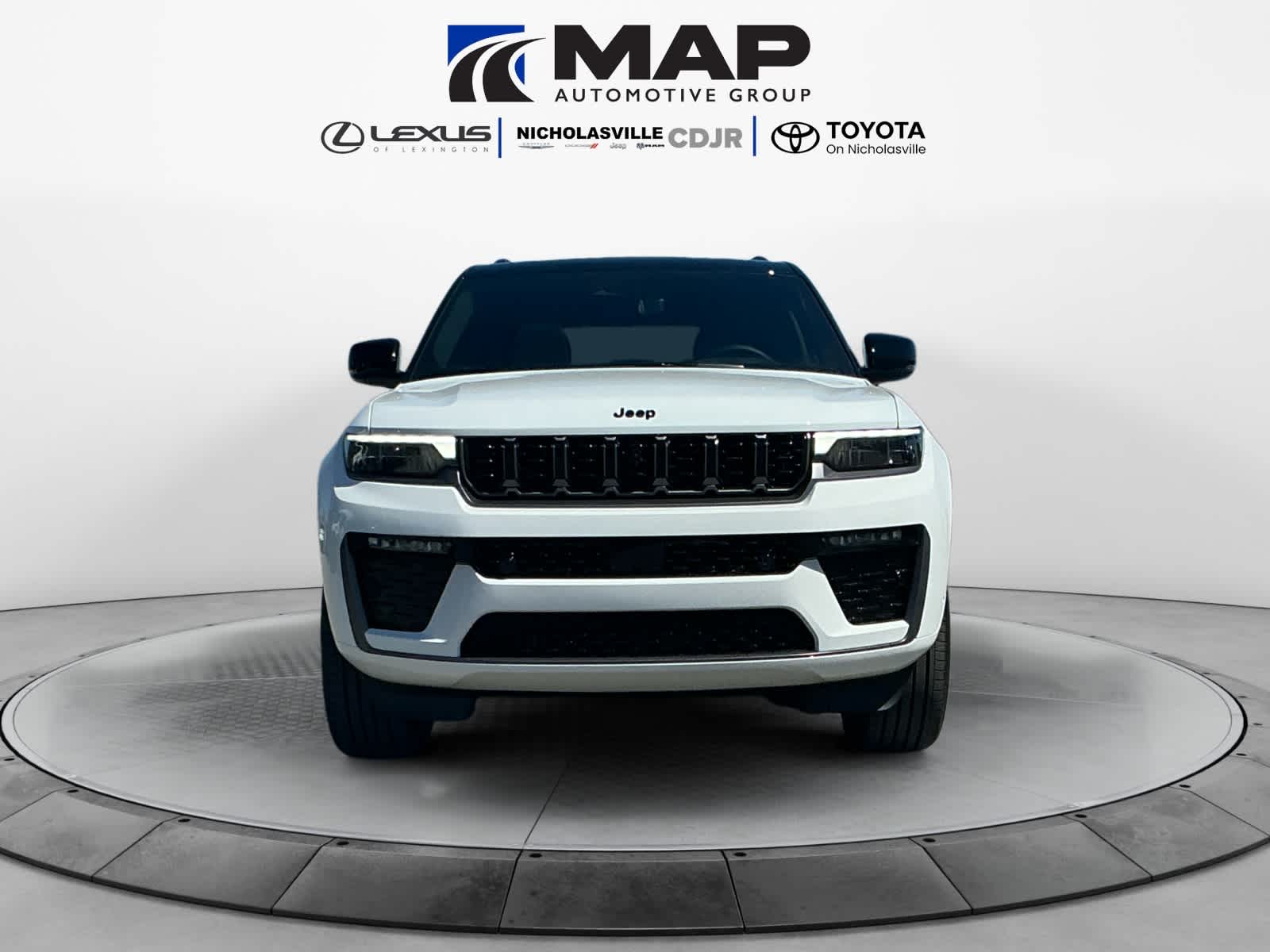 2026 Jeep Grand Cherokee GRAND CHEROKEE SUMMIT 4X4