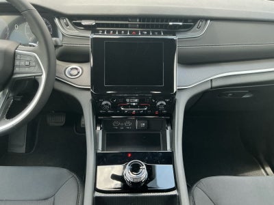 2025 Jeep Grand Cherokee GRAND CHEROKEE L LAREDO X 4X4