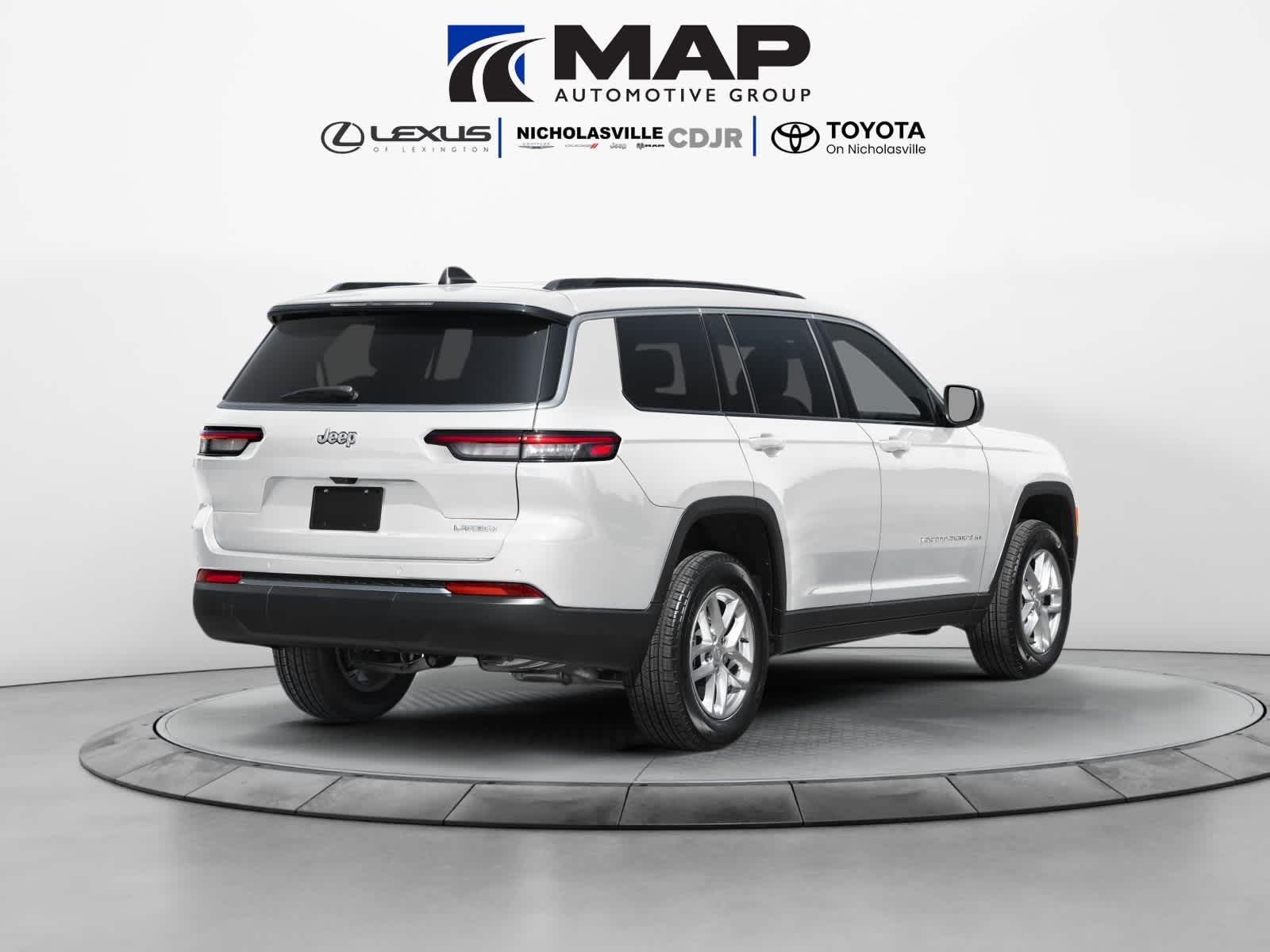 2026 Jeep Grand Cherokee Laredo X 4x4