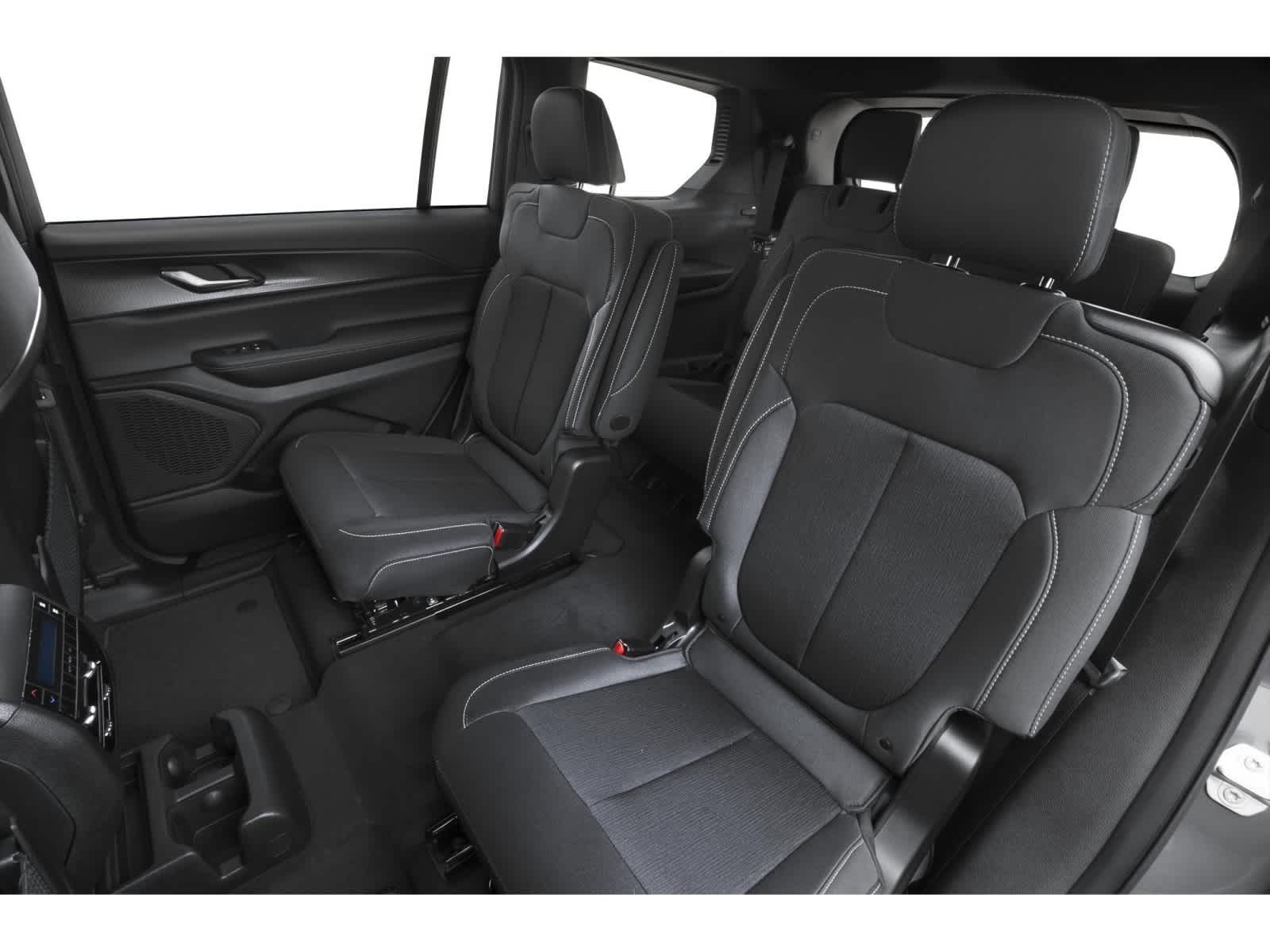 2026 Jeep Grand Cherokee Laredo X 4x4