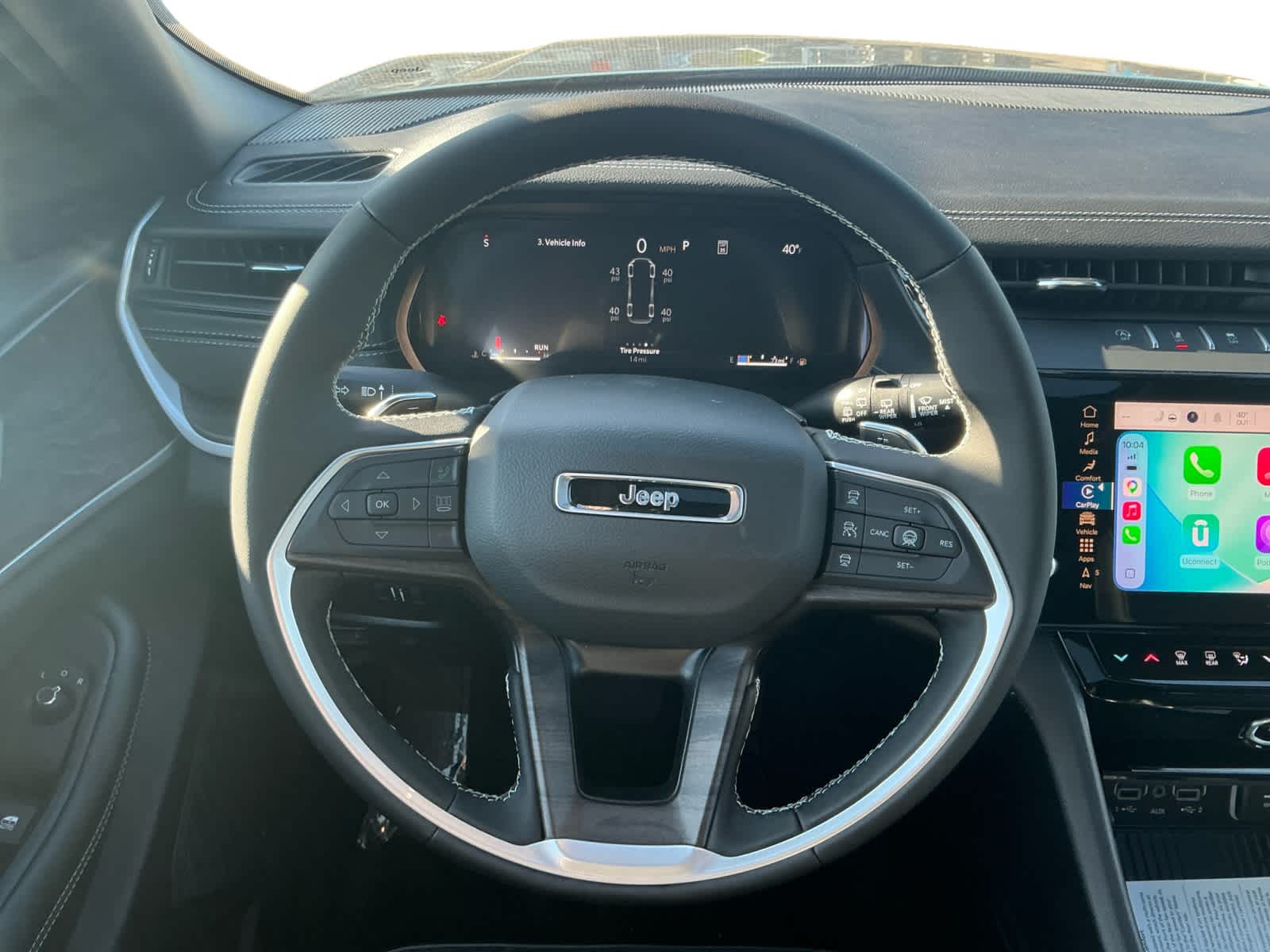 2026 Jeep Grand Cherokee GRAND CHEROKEE L LAREDO ALTITUDE 4X4