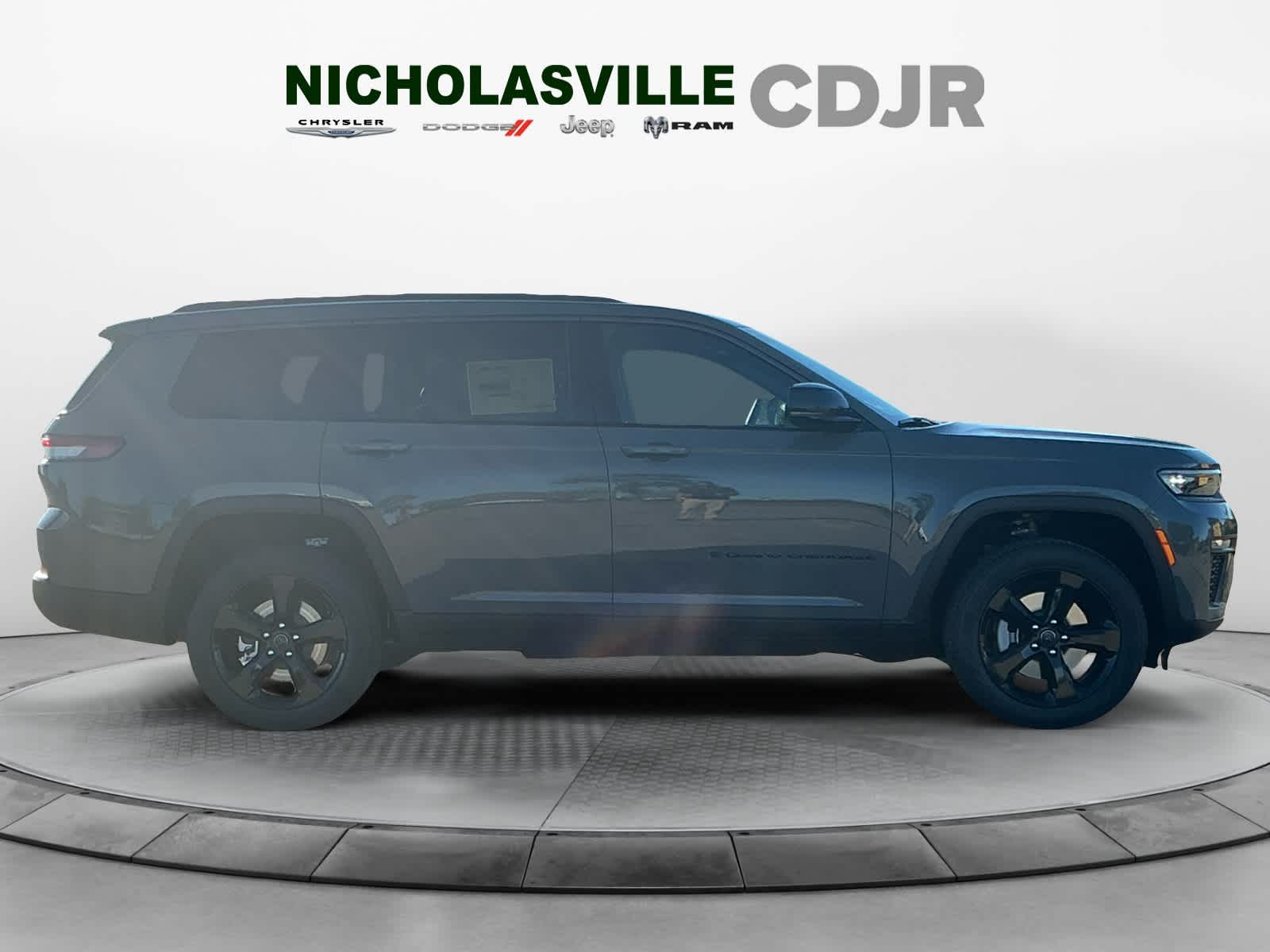 2027 Jeep Grand Cherokee GRAND CHEROKEE L LIMITED 4X4
