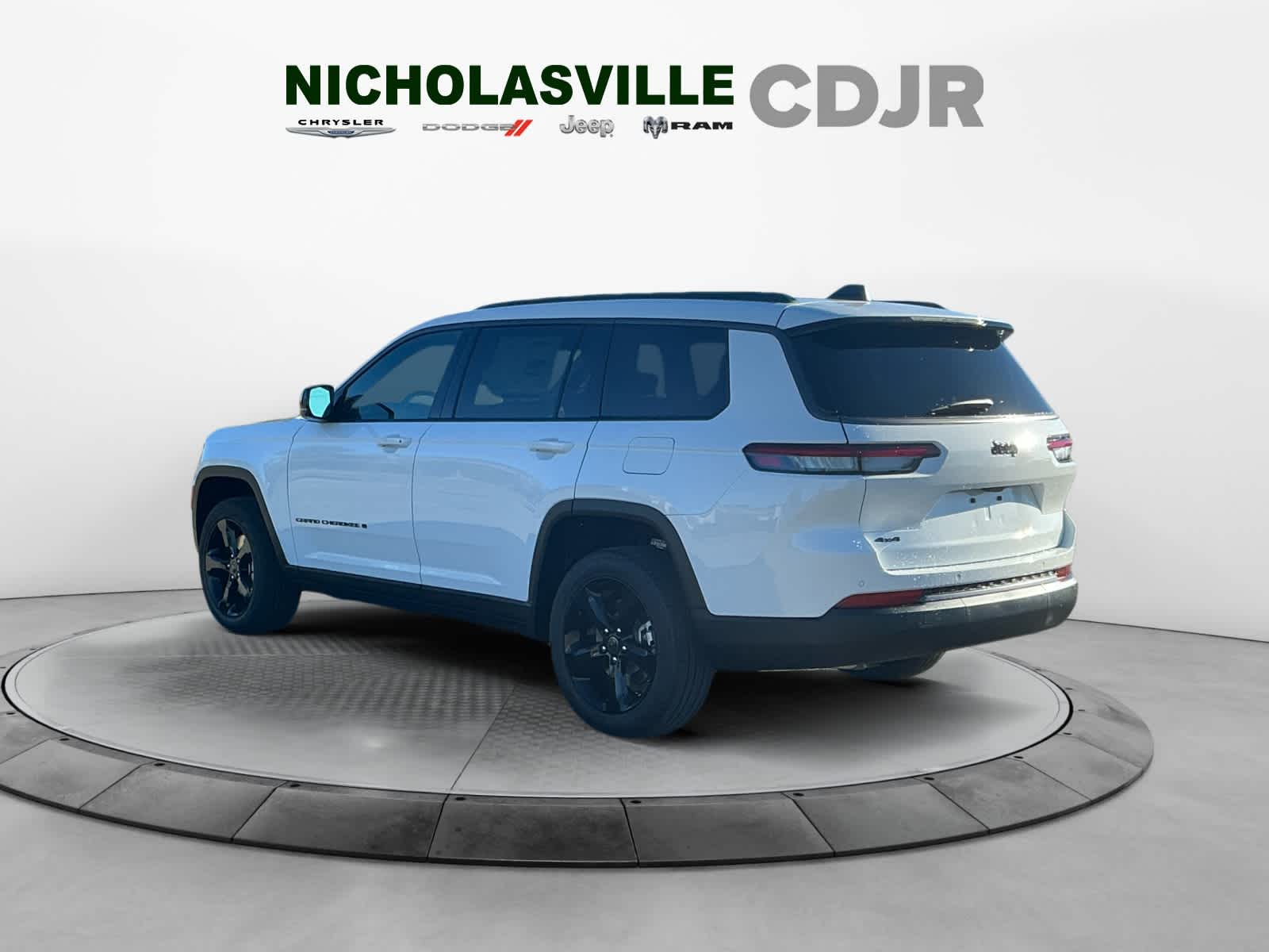 2027 Jeep Grand Cherokee GRAND CHEROKEE L LIMITED 4X4