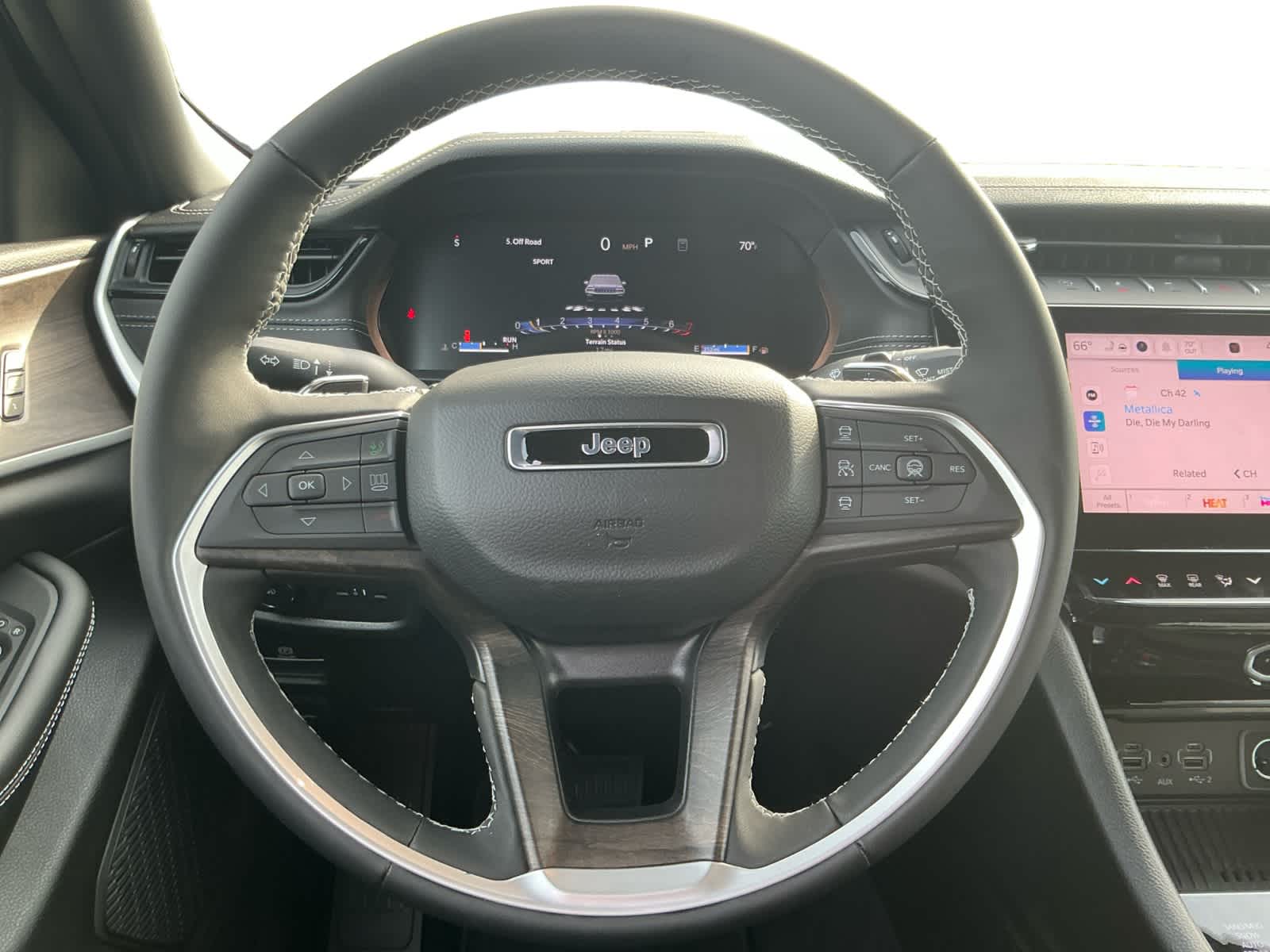 2027 Jeep Grand Cherokee GRAND CHEROKEE L LIMITED 4X4