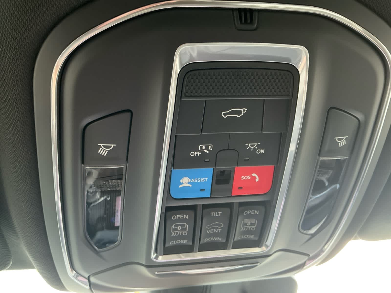 2027 Jeep Grand Cherokee GRAND CHEROKEE L LIMITED 4X4