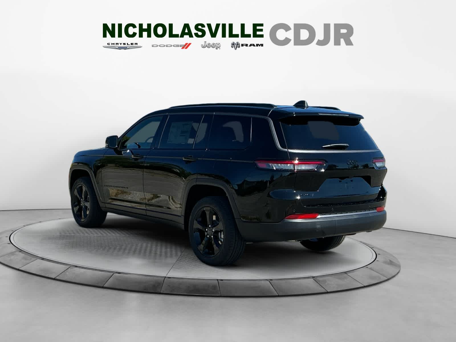 2027 Jeep Grand Cherokee GRAND CHEROKEE L LIMITED 4X4