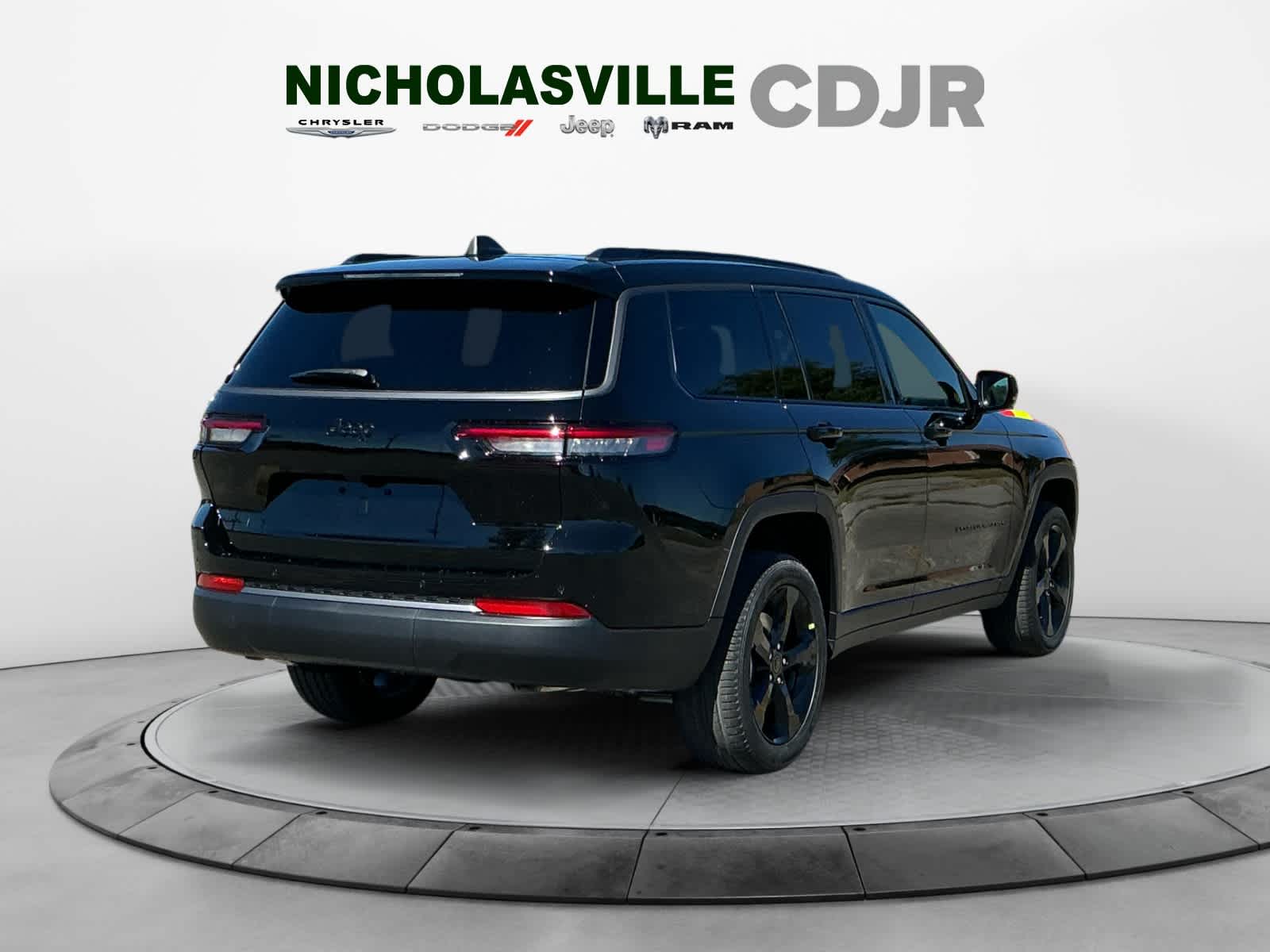 2027 Jeep Grand Cherokee GRAND CHEROKEE L LIMITED 4X4