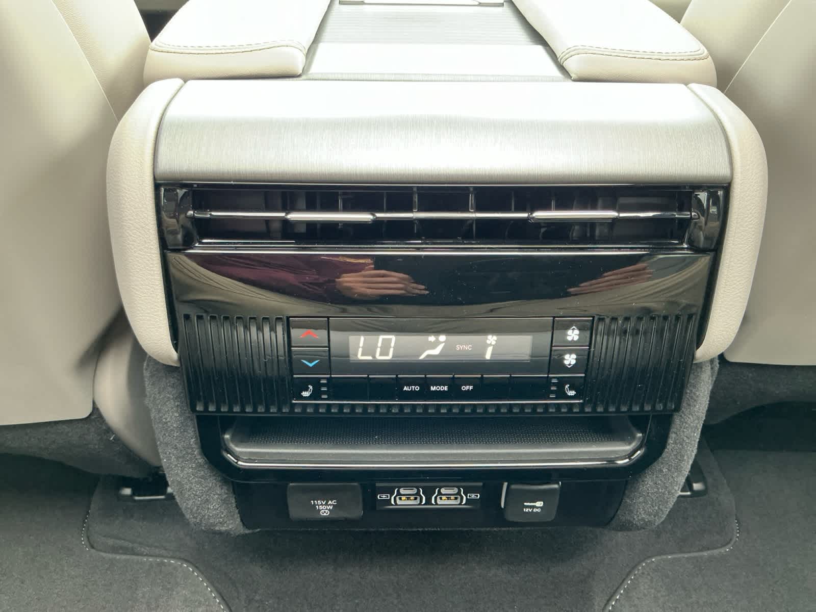 2026 Jeep Grand Wagoneer GRAND WAGONEER LIMITED RESERVE 4X4