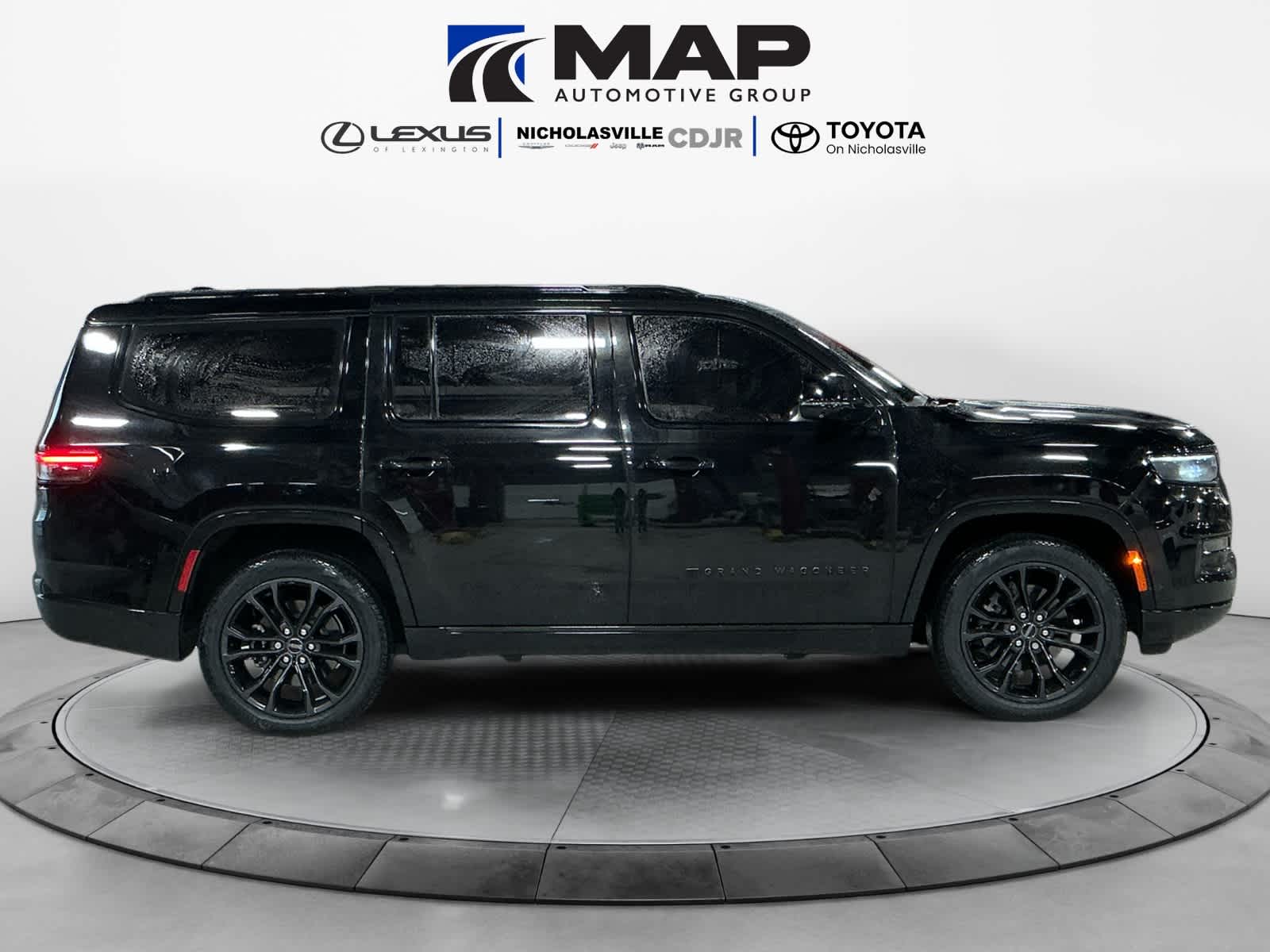 2023 Jeep Grand Wagoneer Obsidian 4x4