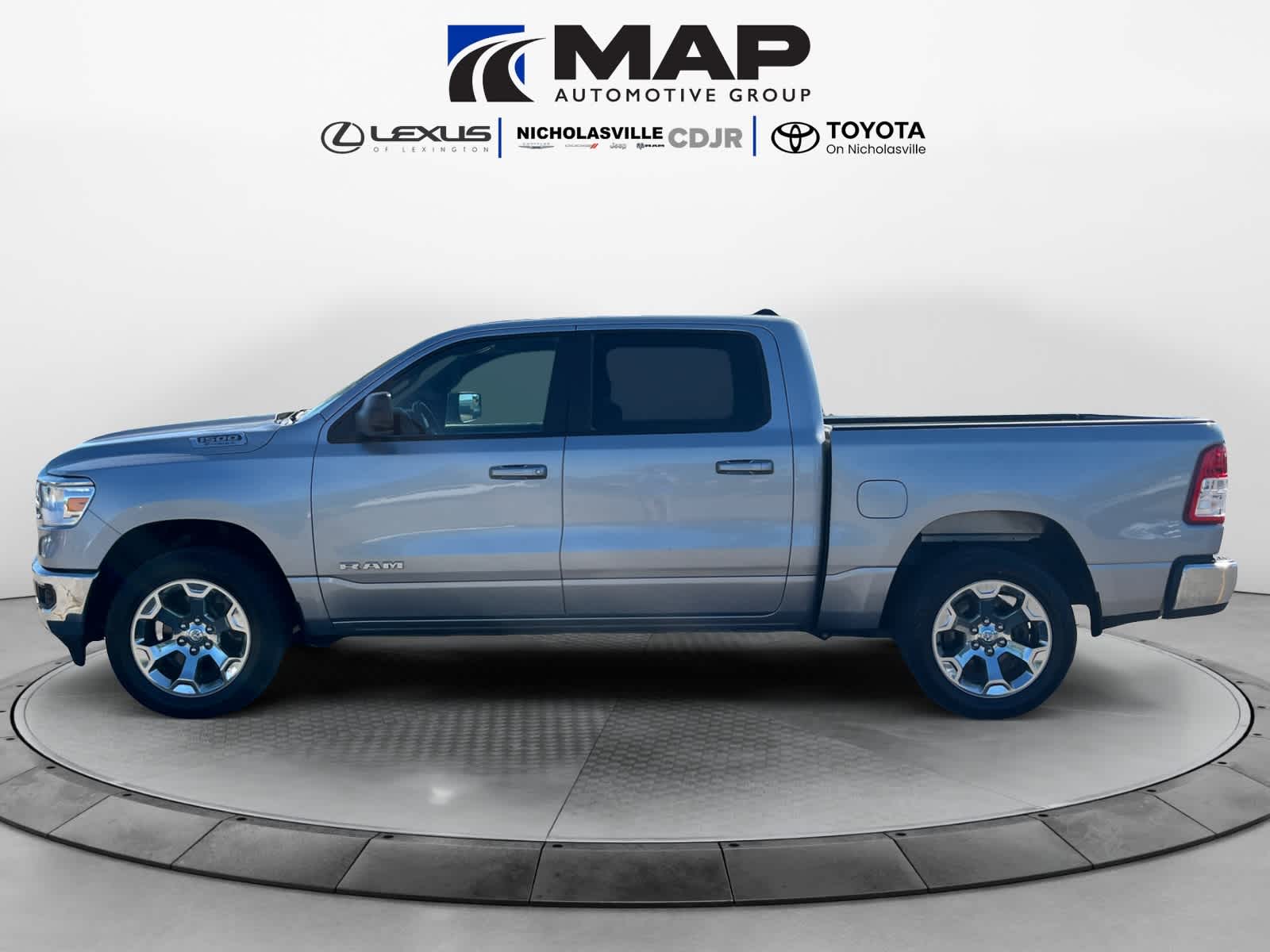 2022 RAM 1500 Big Horn Crew Cab 4x4 5'7' Box