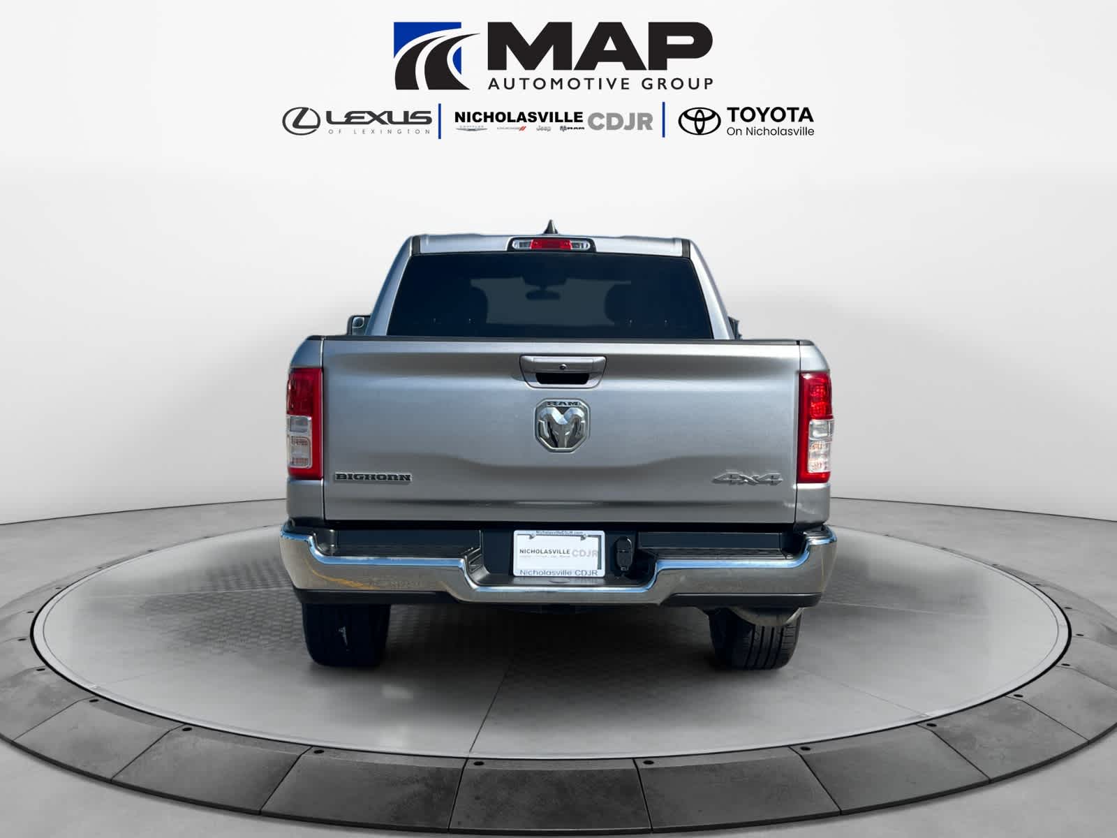 2022 RAM 1500 Big Horn Crew Cab 4x4 5'7' Box