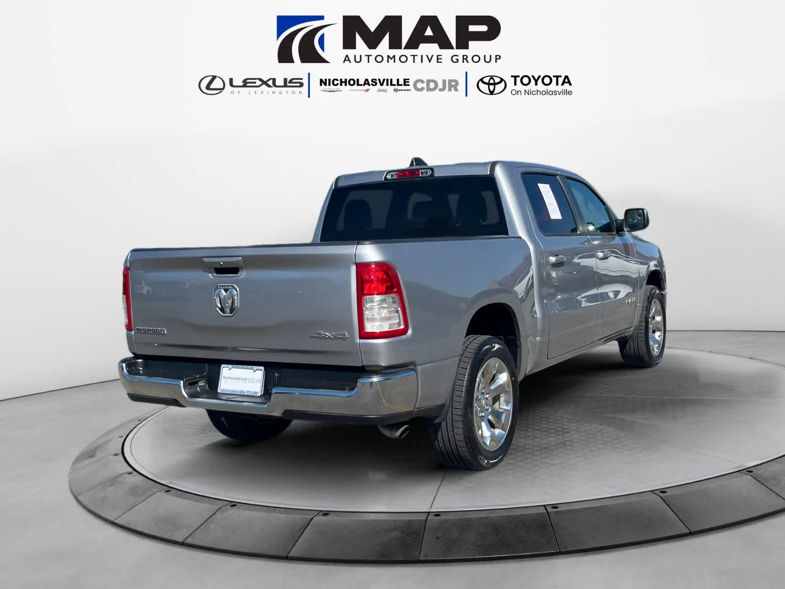 2022 RAM 1500 Big Horn Crew Cab 4x4 5'7' Box
