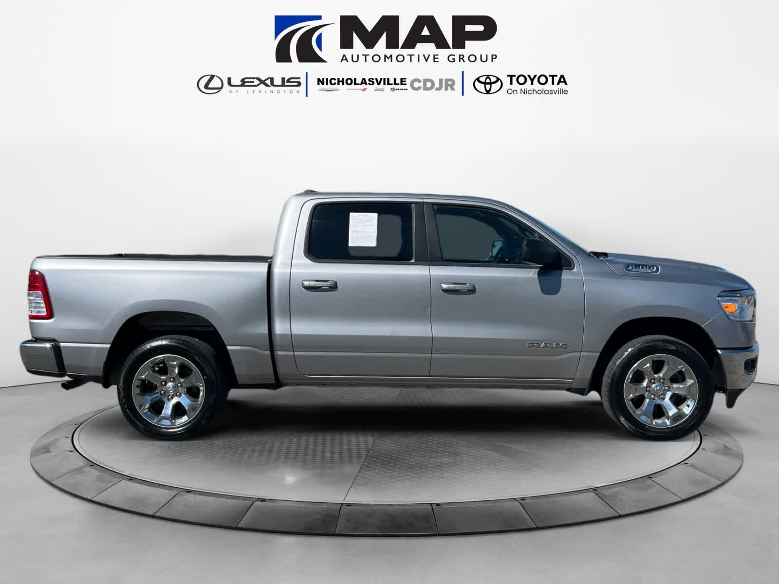 2022 RAM 1500 Big Horn Crew Cab 4x4 5'7' Box