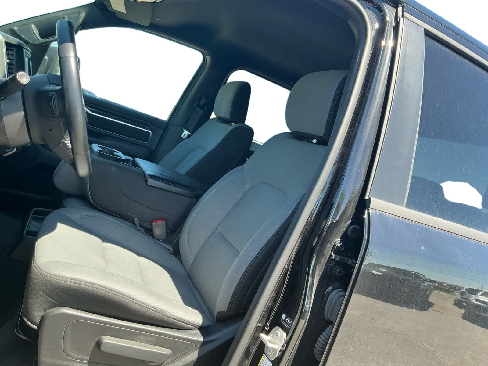 2024 RAM 1500 Big Horn Crew Cab 4x4 5'7' Box