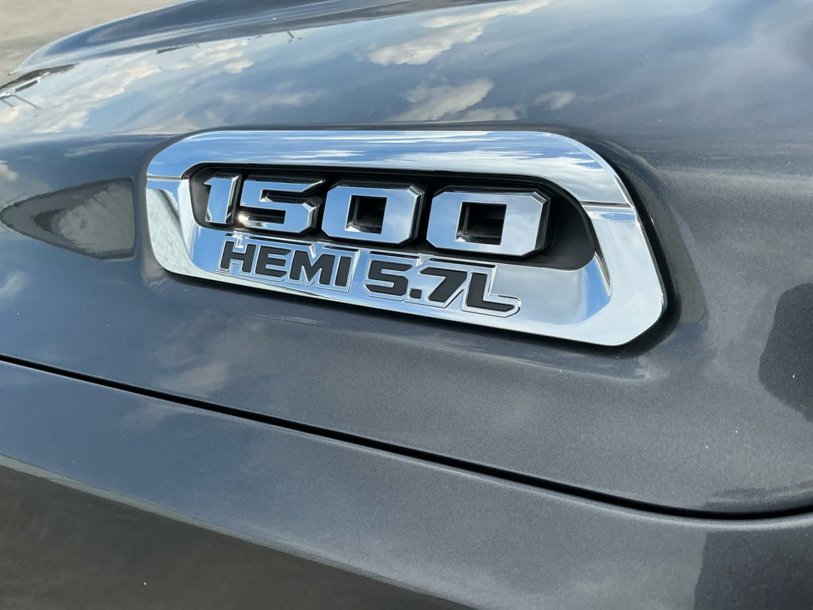 2020 RAM 1500 Big Horn Quad Cab 4x4 6'4' Box