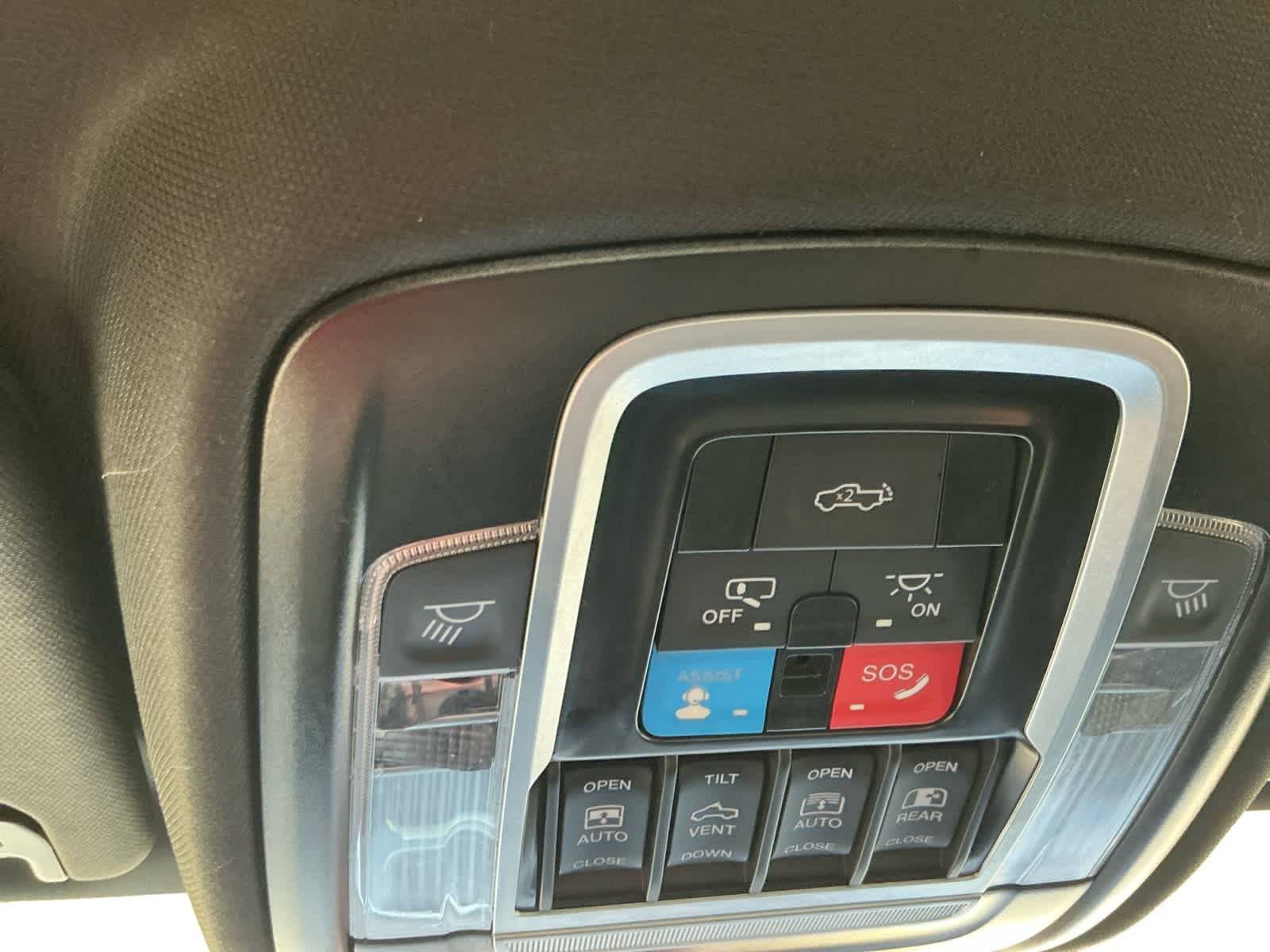 2025 RAM 1500 Big Horn Crew Cab 4x4 5'7' Box
