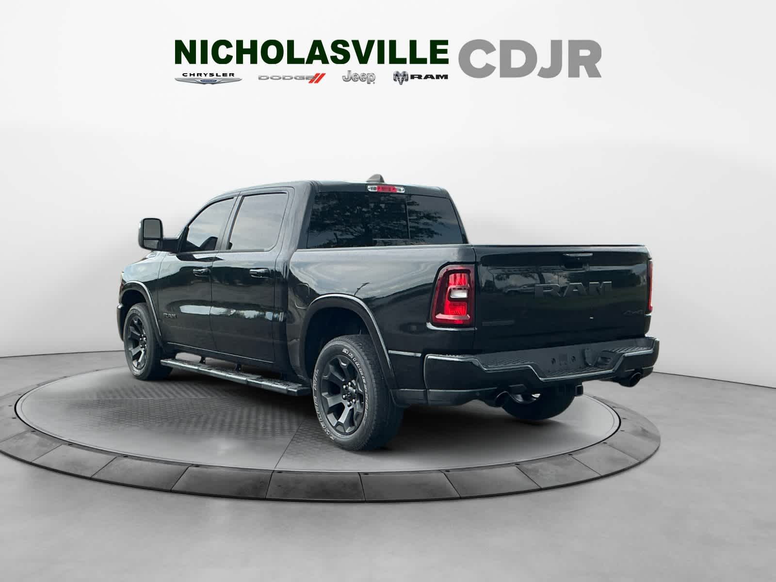2025 RAM 1500 Big Horn Crew Cab 4x4 5'7' Box