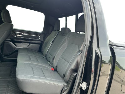 2020 RAM 1500 Big Horn Crew Cab 4x4 5'7' Box