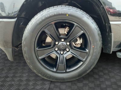 2020 RAM 1500 Big Horn Crew Cab 4x4 5'7' Box