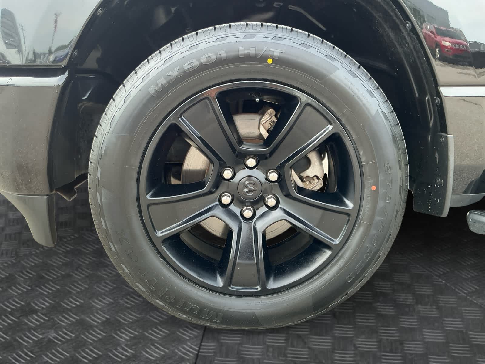 2020 RAM 1500 Big Horn Crew Cab 4x4 5'7' Box