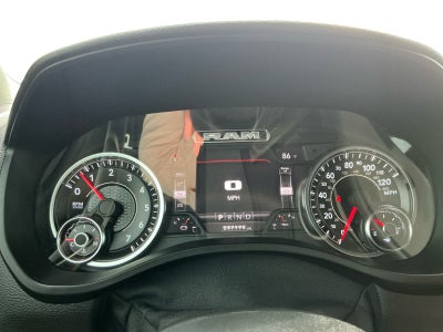 2020 RAM 1500 Big Horn Crew Cab 4x4 5'7' Box