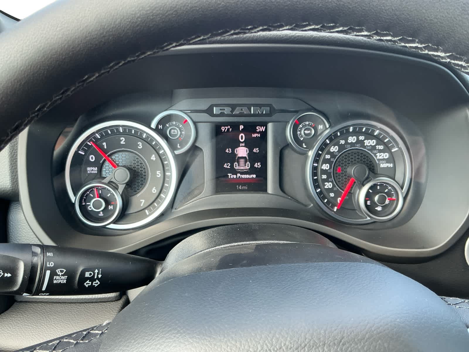 2027 RAM Ram 1500 RAM 1500 BIG HORN CREW CAB 4X4 5'7' BOX