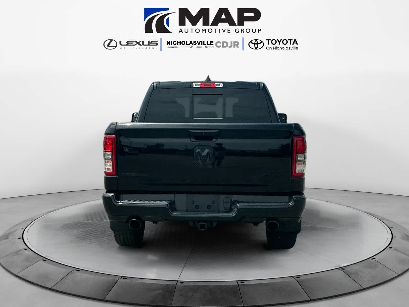 2020 RAM 1500 Big Horn Crew Cab 4x4 5'7' Box