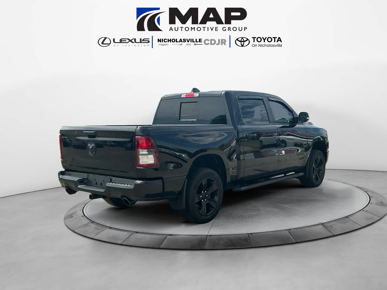 2020 RAM 1500 Big Horn Crew Cab 4x4 5'7' Box