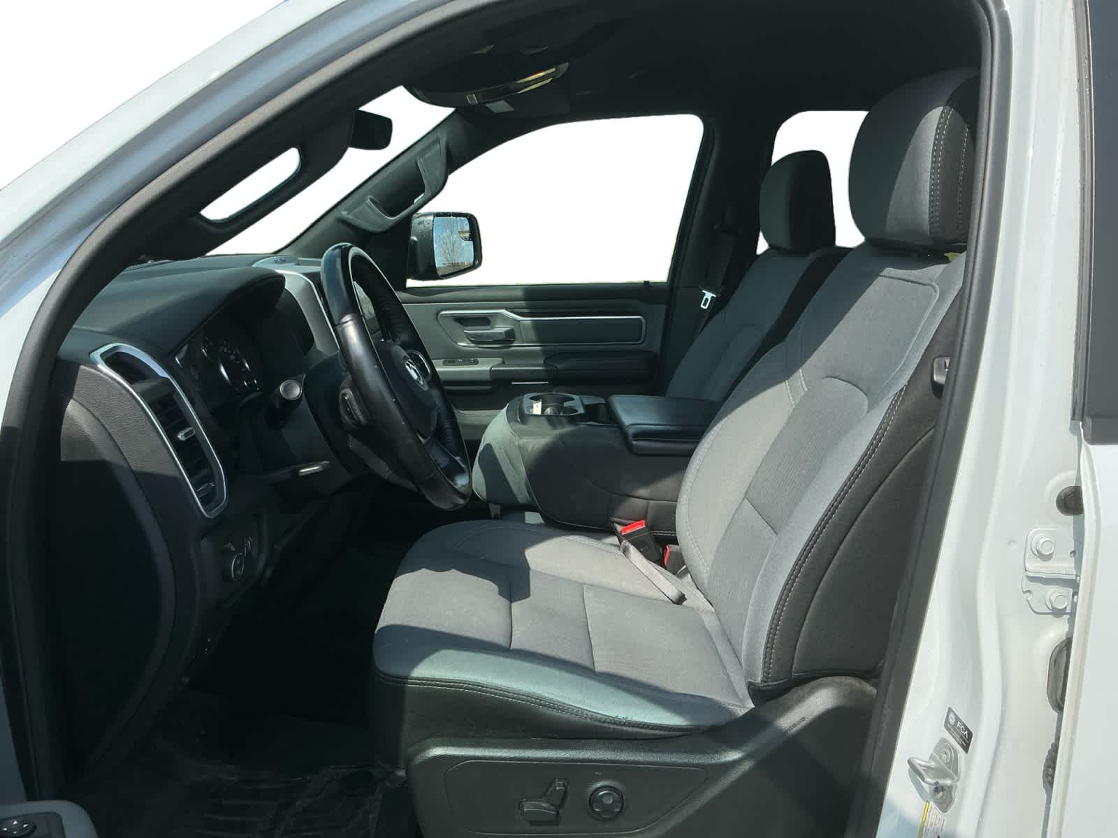 2021 RAM 1500 Big Horn Crew Cab 4x4 5'7' Box