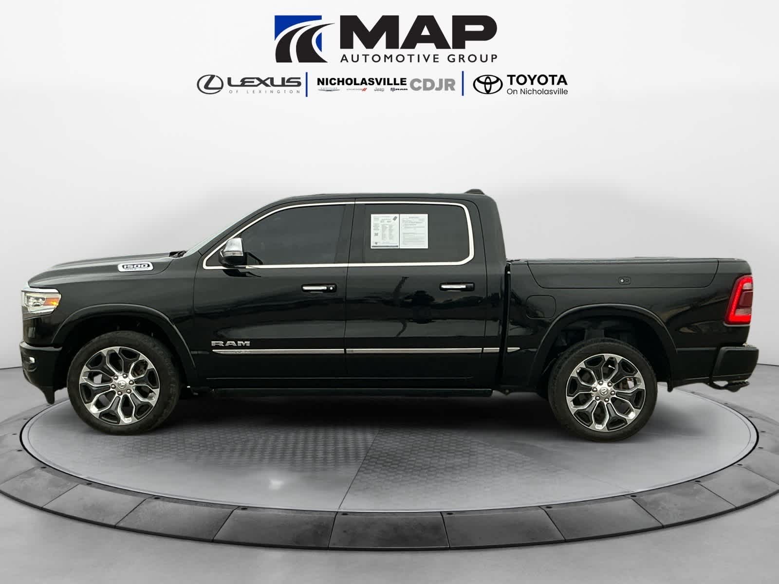 2021 RAM 1500 Limited Crew Cab 4x4 5'7' Box