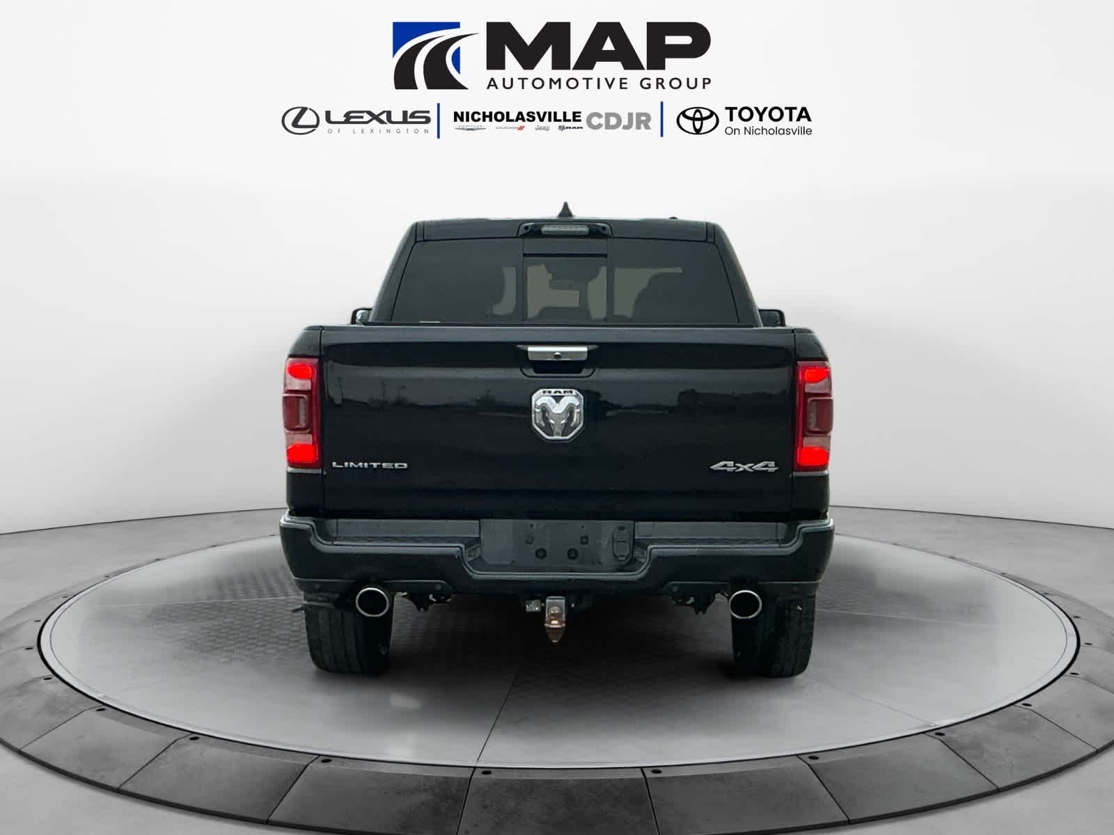 2021 RAM 1500 Limited Crew Cab 4x4 5'7' Box