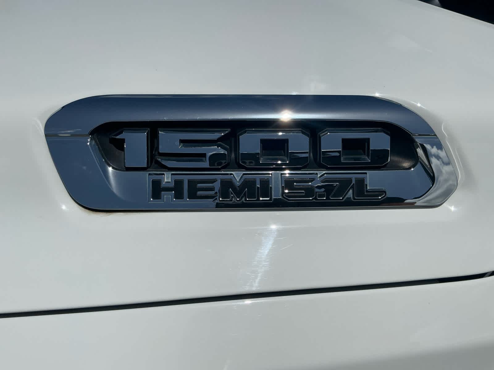 2020 RAM 1500 Limited Crew Cab 4x4 5'7' Box