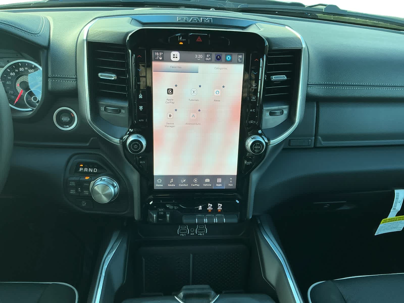 2026 RAM Ram 1500 RAM 1500 LARAMIE CREW CAB 4X4 5'7' BOX